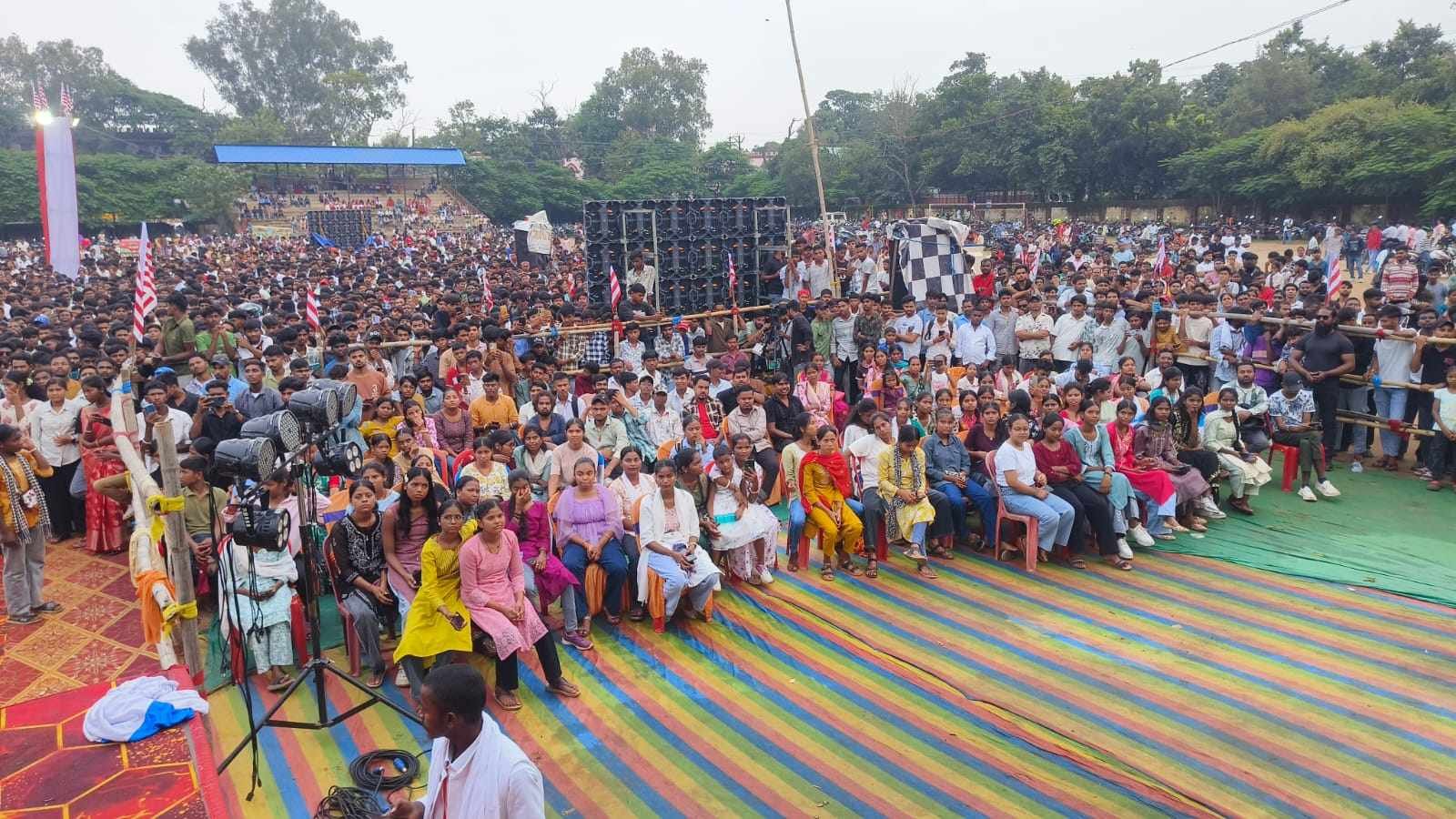 hazaribagh grooves to the beats of mandar grand glimpse of tribal culture seen on karam eve3