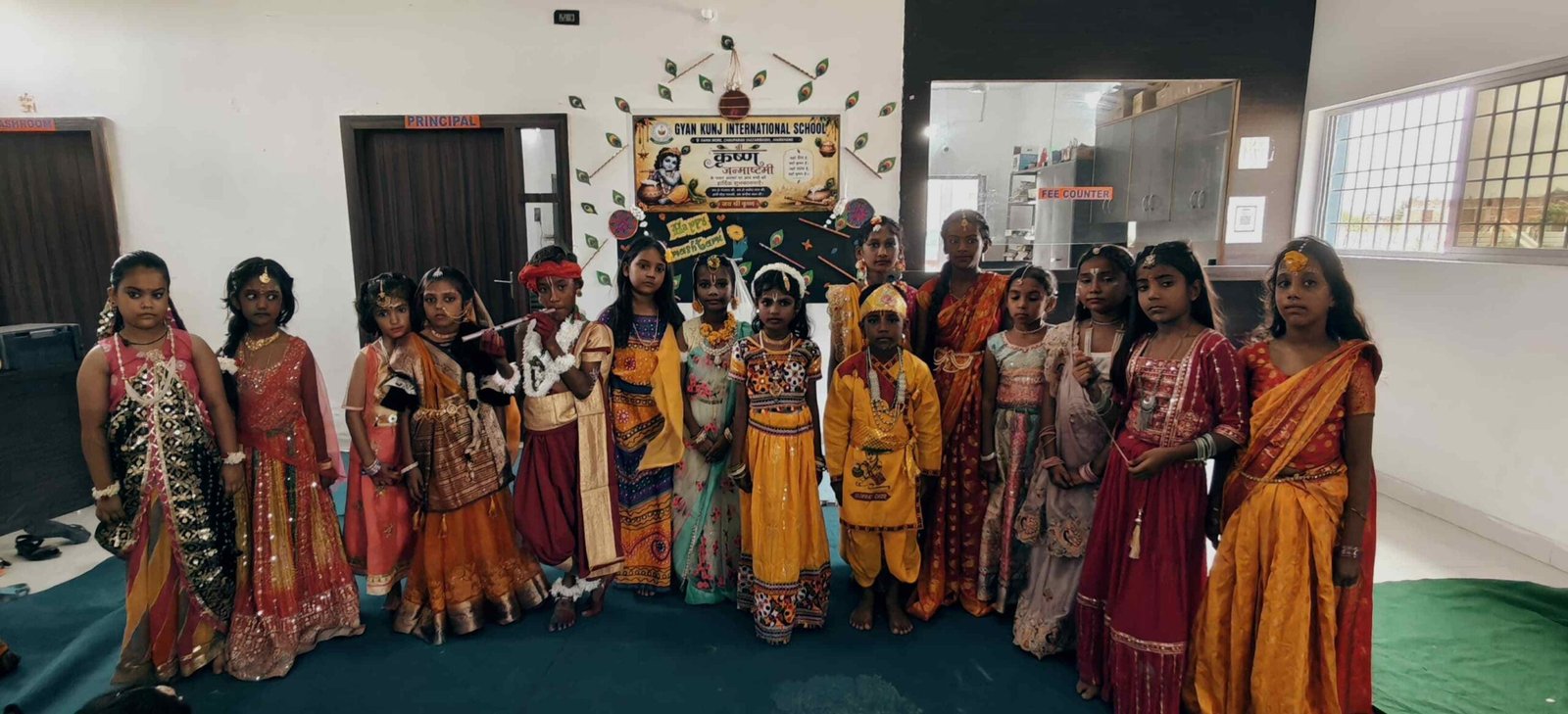 krishna janmashtami celebrated with great enthusiasm at gyan kunj international school little children dressed as radha krishna won hearts3 scaled