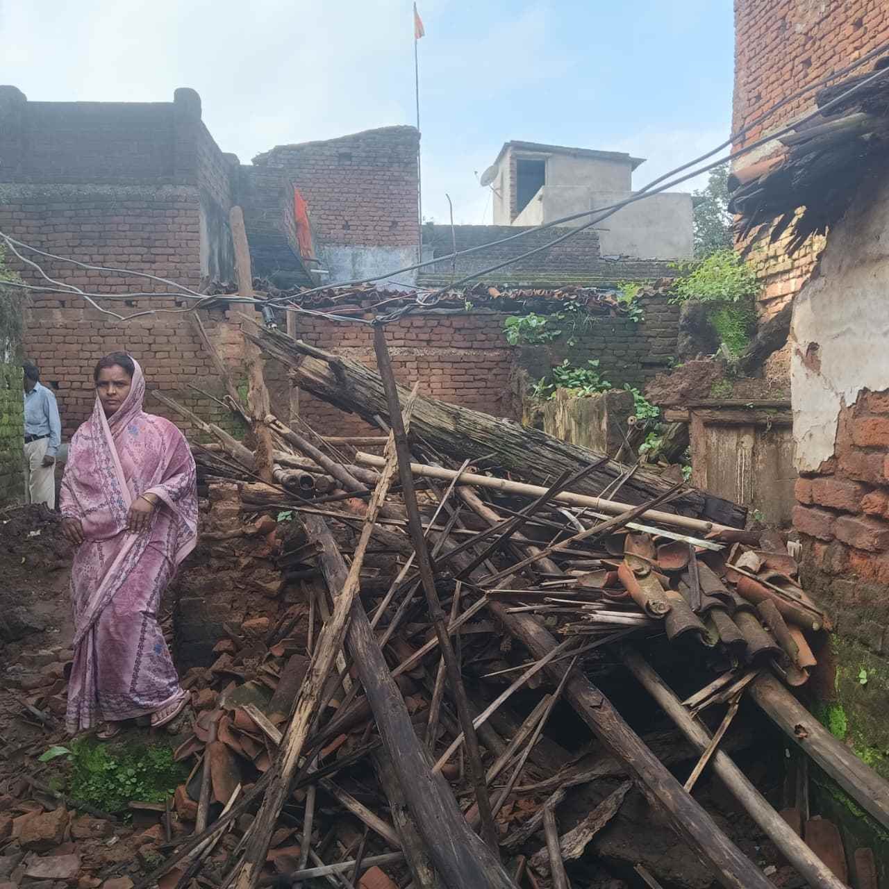 poor familys house collapses in continuous rain sabo devi left homeless1