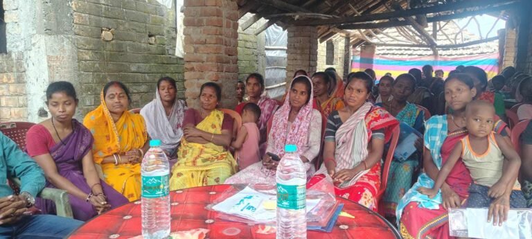 बरहेट: मशरूम उत्पादन से आत्मनिर्भर बनेंगी ग्रामीण महिलाएं, आजीविका संवर्धन की दिशा में साहिबगंज जिला प्रशासन की पहल