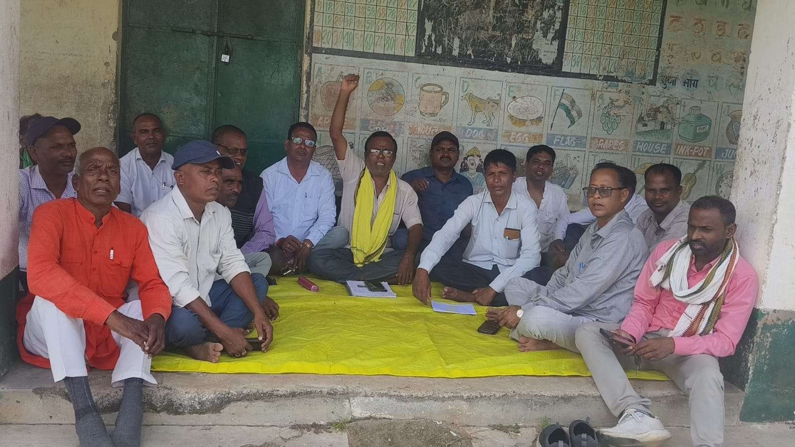 save democracy cry rises from bhelwara panchayat congress decides to intensify fight for rights